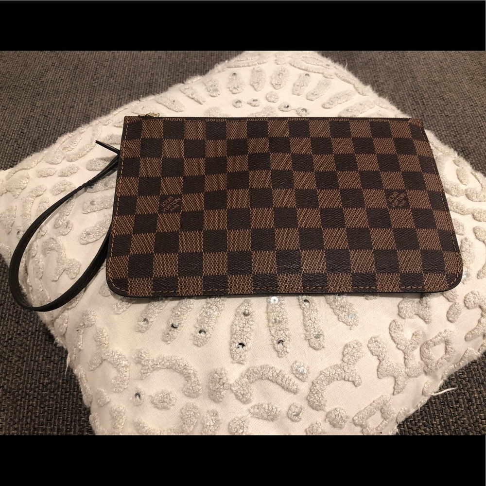Neverfull MM Pouchette